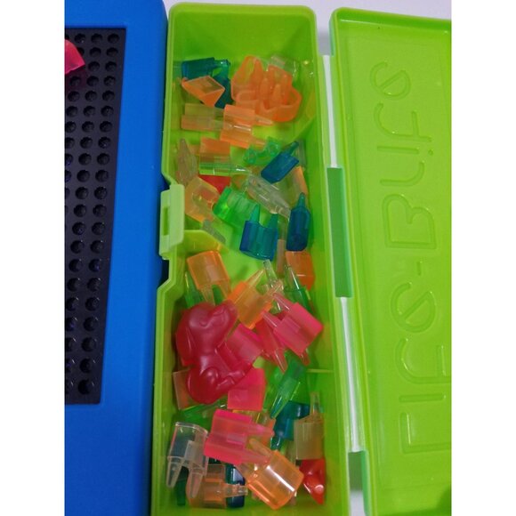 Travel Lite Brite Hasbro 2014 shaped Pegs blue unit w/ Green & clear Case #1786 - Picture 4 of 12